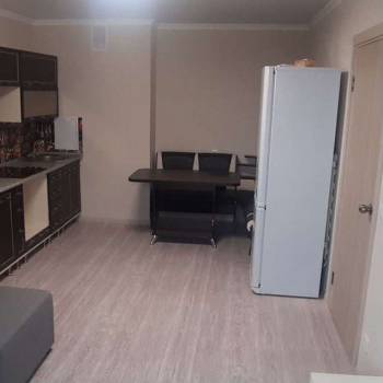 Сдается 2-х комнатная квартира, 42 м²