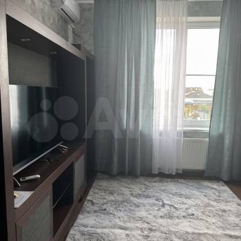 Сдается 1-комнатная квартира, 45 м²