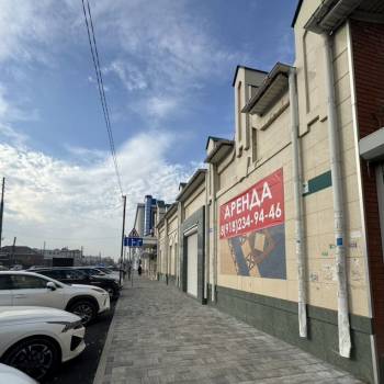 Сдается Нежилое помещение, 300 м²