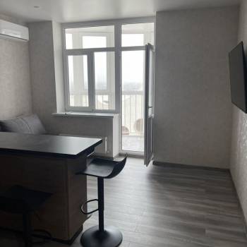 Сдается 1-комнатная квартира, 50 м²