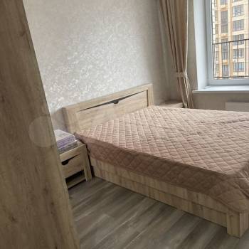 Сдается 1-комнатная квартира, 50 м²