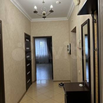 Сдается 1-комнатная квартира, 55 м²