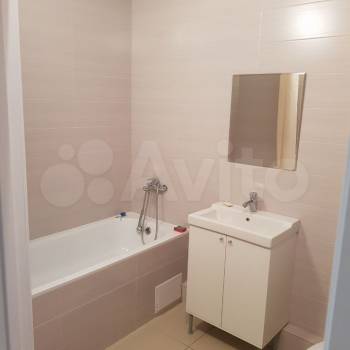 Сдается 1-комнатная квартира, 41 м²