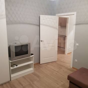 Сдается 1-комнатная квартира, 41 м²