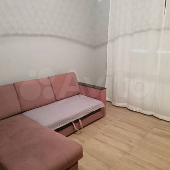 Сдается 1-комнатная квартира, 41 м²