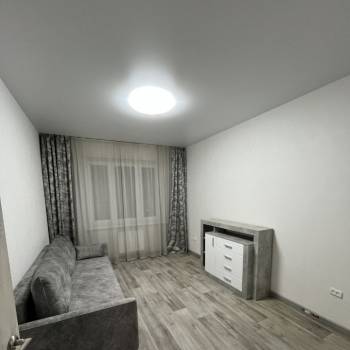 Сдается Многокомнатная квартира, 81,36 м²