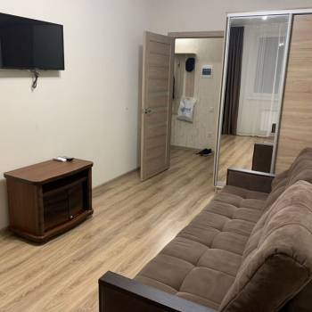 Сдается 1-комнатная квартира, 38 м²