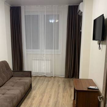 Сдается 1-комнатная квартира, 38 м²