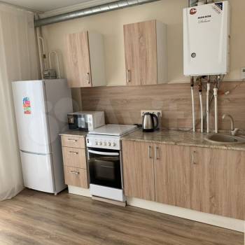 Сдается 1-комнатная квартира, 38 м²