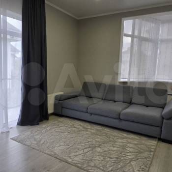 Сдается 2-х комнатная квартира, 70,2 м²