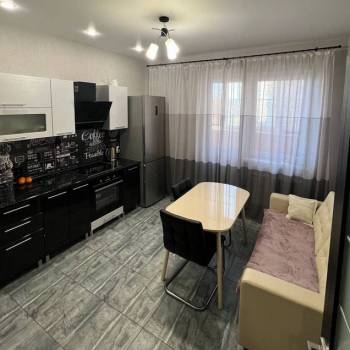 Сдается 1-комнатная квартира, 48 м²