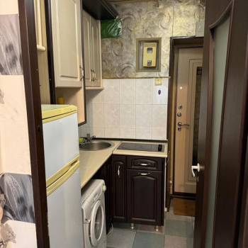 Продается 1-комнатная квартира, 16,5 м²