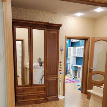 Сдается 2-х комнатная квартира, 75,9 м²