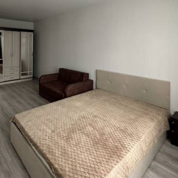 Сдается 1-комнатная квартира, 37 м²