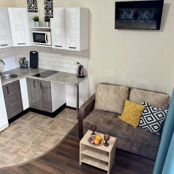 Продается 1-комнатная квартира, 27 м²