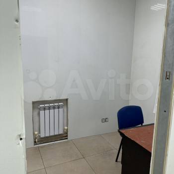 Сдается Нежилое помещение, 216 м²