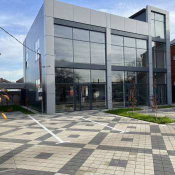 Сдается Нежилое помещение, 330 м²