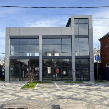 Сдается Нежилое помещение, 330 м²