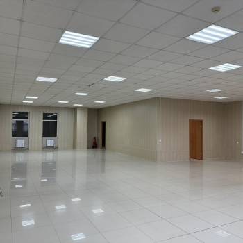Сдается Нежилое помещение, 258 м²