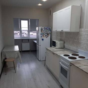 Сдается 1-комнатная квартира, 43 м²