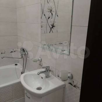 Сдается 1-комнатная квартира, 43 м²