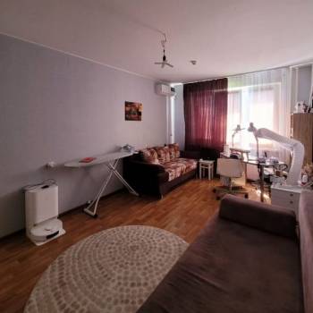 Продается 2-х комнатная квартира, 56 м²