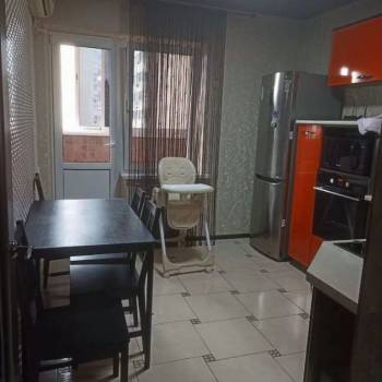 Продается 2-х комнатная квартира, 56 м²