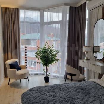 Продается 1-комнатная квартира, 55 м²