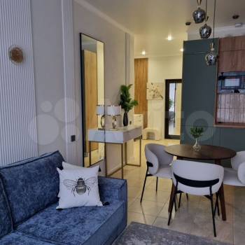 Продается 1-комнатная квартира, 55 м²