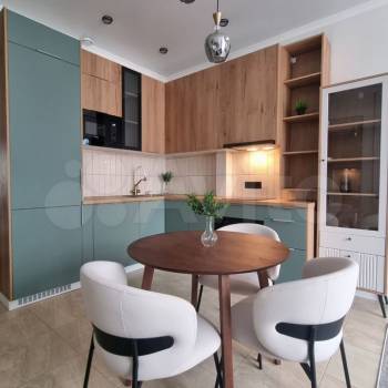 Продается 1-комнатная квартира, 55 м²