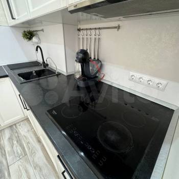 Сдается 1-комнатная квартира, 52 м²