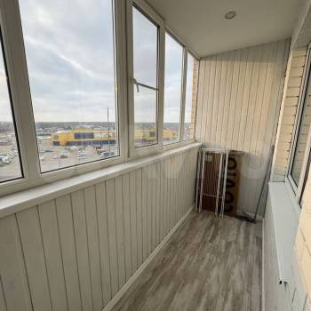 Сдается 1-комнатная квартира, 52 м²