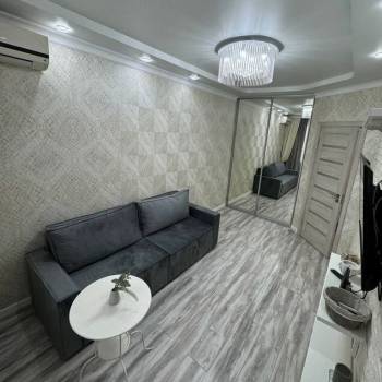 Сдается 1-комнатная квартира, 52 м²