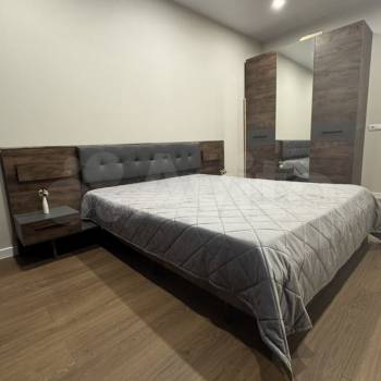 Сдается 1-комнатная квартира, 60 м²