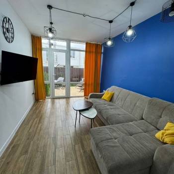 Продается Многокомнатная квартира, 71 м²