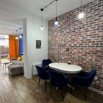 Продается Многокомнатная квартира, 71 м²