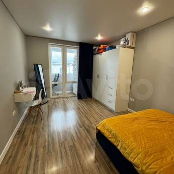 Продается Многокомнатная квартира, 71 м²