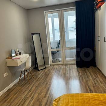 Продается Многокомнатная квартира, 71 м²