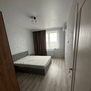 Сдается 1-комнатная квартира, 50 м²