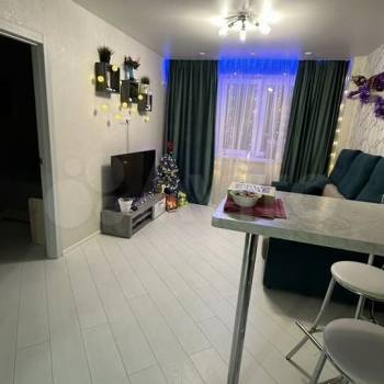 Продается 1-комнатная квартира, 44 м²