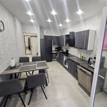 Продается 1-комнатная квартира, 46 м²