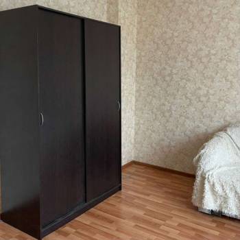 Продается 1-комнатная квартира, 40 м²