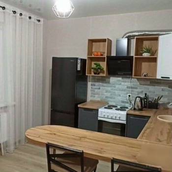 Продается 1-комнатная квартира, 32 м²