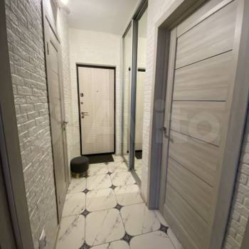 Продается 1-комнатная квартира, 41 м²