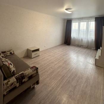 Сдается 1-комнатная квартира, 37 м²