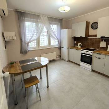 Сдается 1-комнатная квартира, 37,8 м²