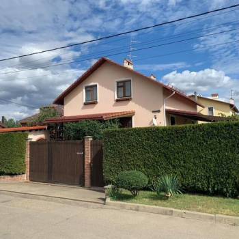 Сдается Дом, 190 м²