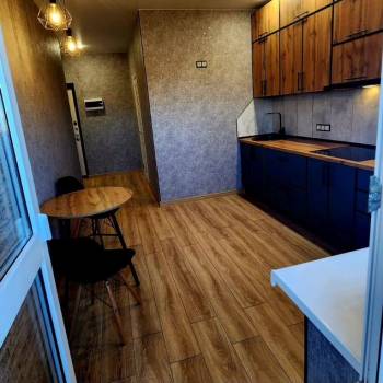 Продается 1-комнатная квартира, 35 м²