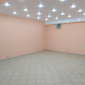 Сдается Нежилое помещение, 91 м²