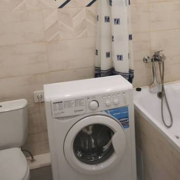 Сдается 1-комнатная квартира, 50 м²